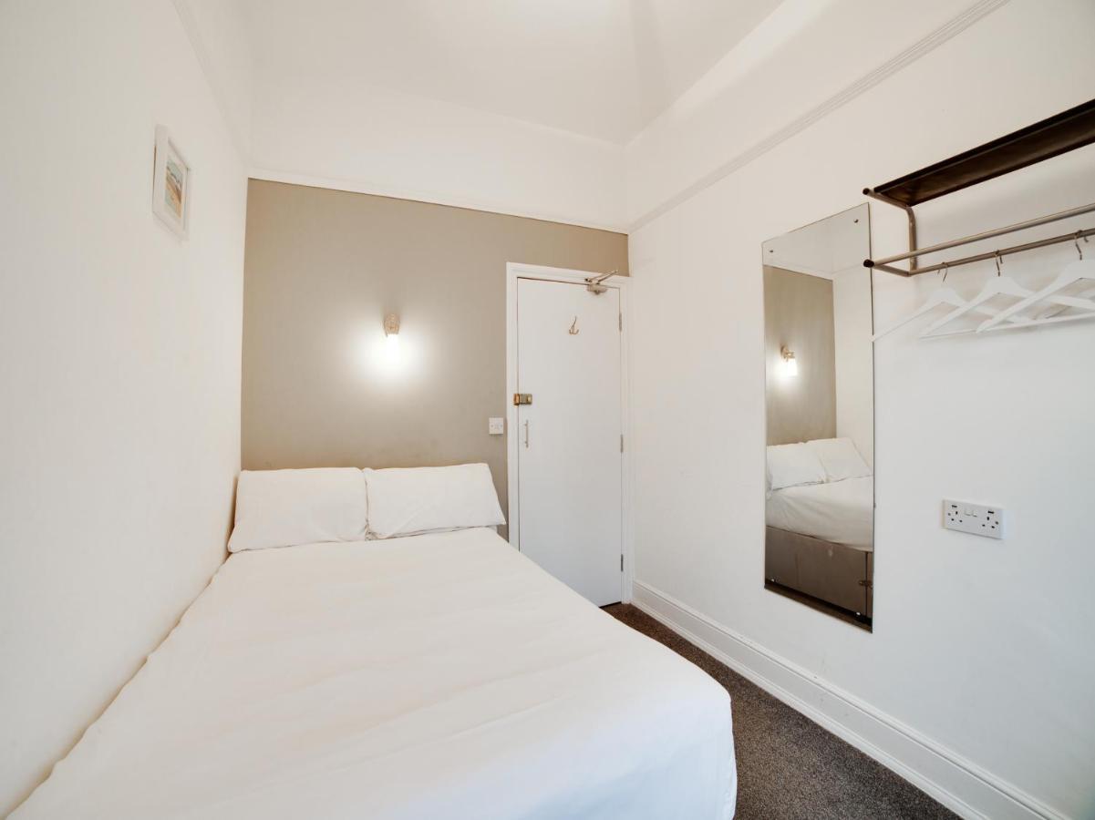 Hotel Sea Breeze Clacton-on-Sea Exterior photo