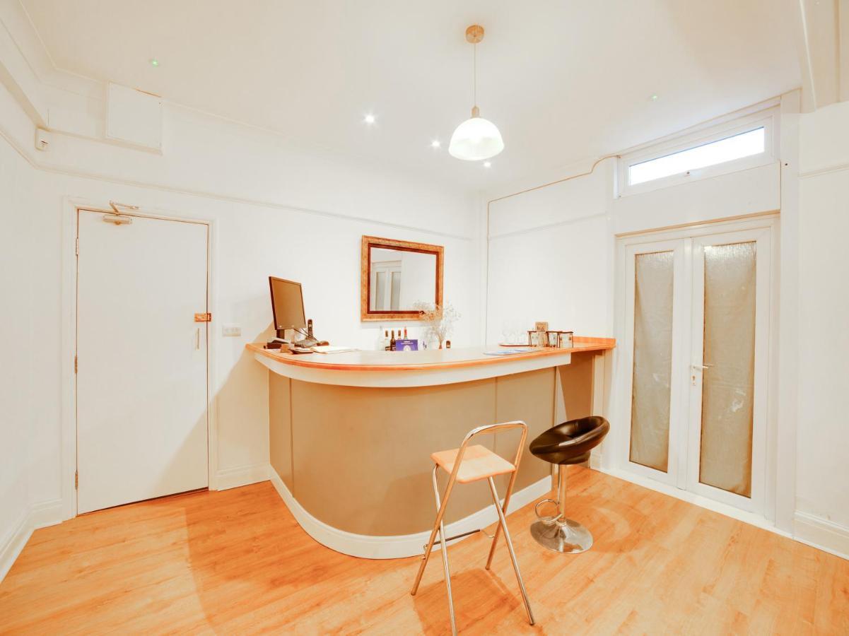 Hotel Sea Breeze Clacton-on-Sea Exterior photo