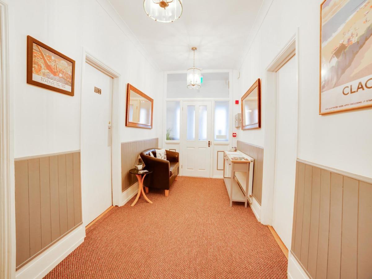 Hotel Sea Breeze Clacton-on-Sea Exterior photo